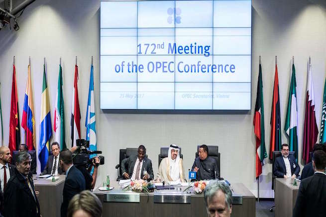اتفاق أوبك الجديد... نظام عالمي جديد لأسواق النفط بقيادة السعودية وروسيا؟