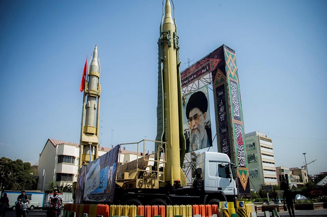 الخطر القريب: هل تمنح واشنطن الأولوية لبرنامج إيران الصاروخي؟
