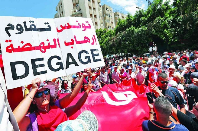 تفاقم الأزمات: أبعاد موجة الاستقالات داخل حركة "النهضة" التونسية