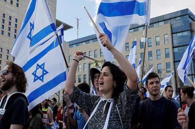 احتجاجات إسرائيل: هل يمكن إسقاط نتنياهو عبر المظاهرات؟