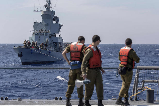 متغير الأمن البحري في السياسة العسكرية الإسرائيلية تجاه حوض البحر الأحمر وشرق المتوسط